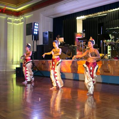Golden Vibes 2012 54 20120905 1649693153